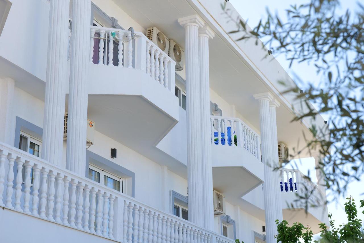 Vila Unique Aparthotel Ksamil Exterior foto