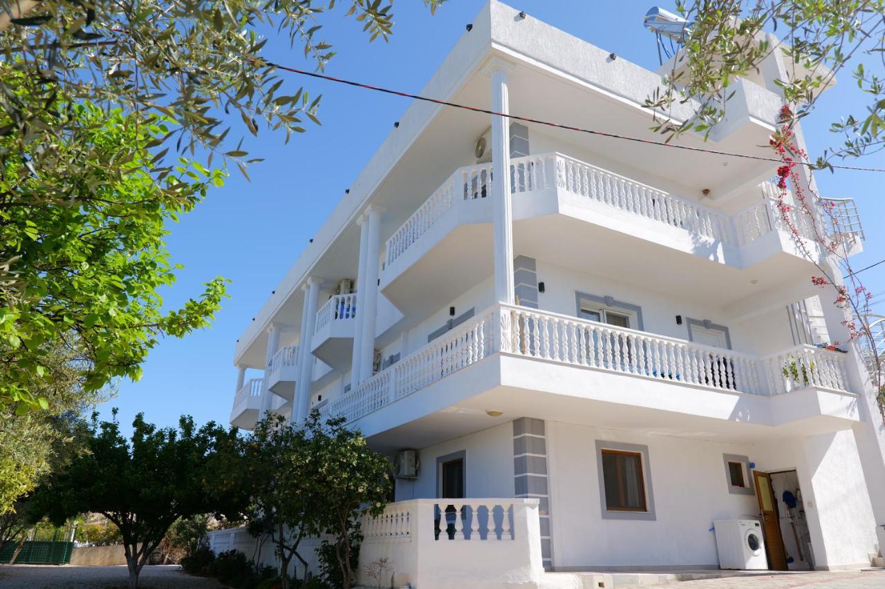 Vila Unique Aparthotel Ksamil Exterior foto